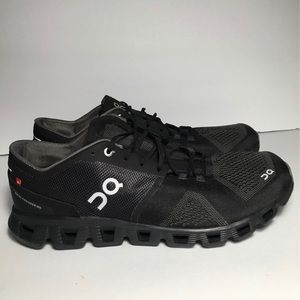 On Cloud Cloud x Sneakers ~ Black Mens